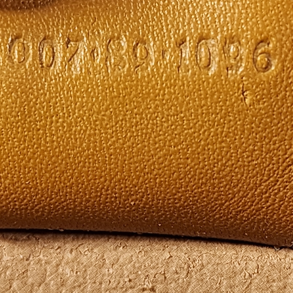 Gucci Micro GG crossbody bag - Picture 13 of 14